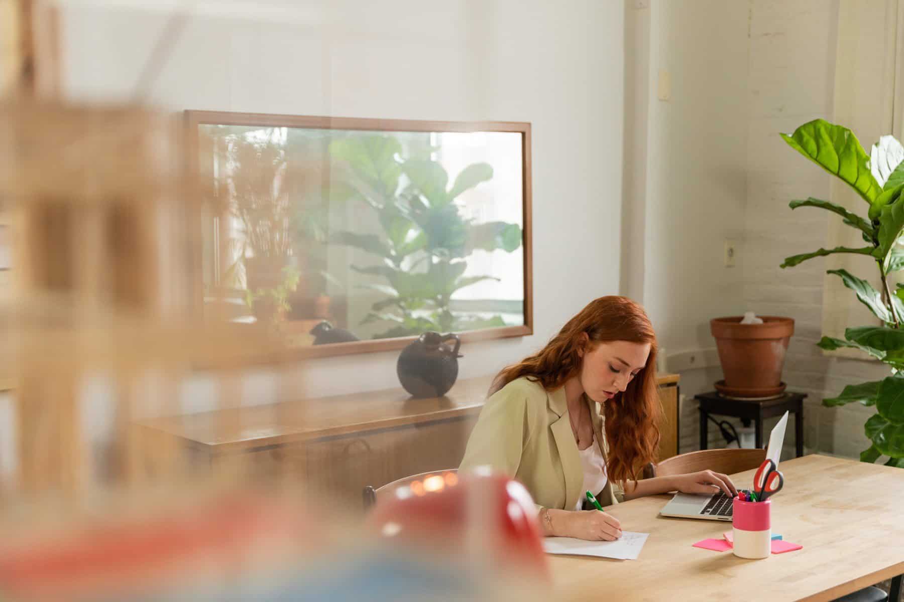 Why Your Corporate Space Needs Large Mirrors